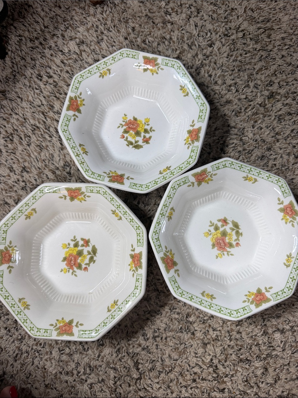Vtg Nikko classic collection. White Floral Octagonal Serving Bowls - Set of 3